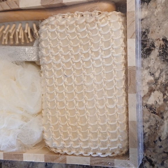 Rectangle Shaped Wooden Spa Bath Set - Cream.new - Picture 7 of 8